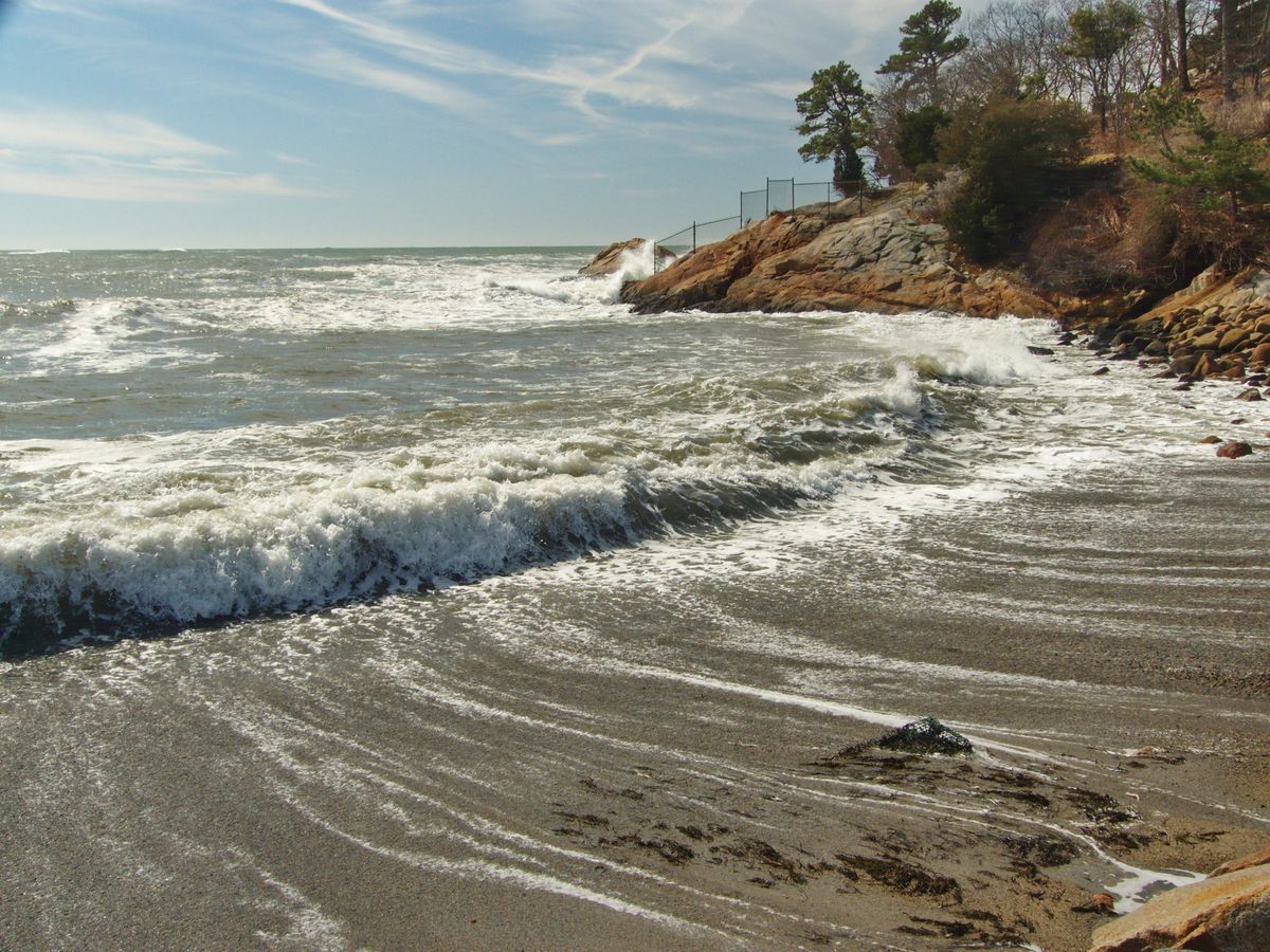 Waves on the Manchester shore